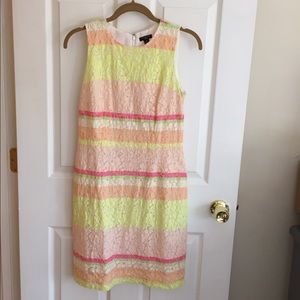 Ann Taylor Sleeveless Shift Dress 4 Petite EUC