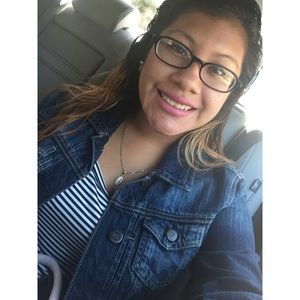 Meet your Posher, Crystal