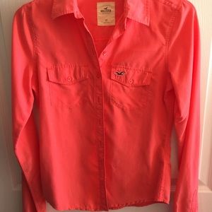 hollister coral button down, xs.