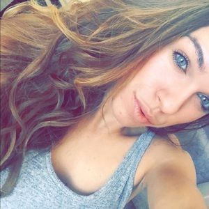 Meet your Posher, Amber