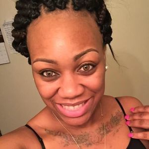 Meet your Posher, Latasha