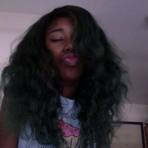 Meet your Posher, Amber