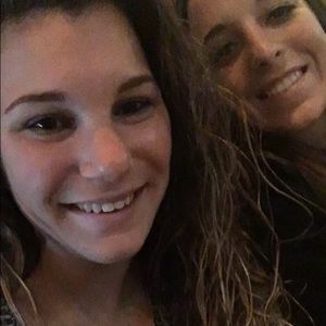 Meet your Posher, Courtney