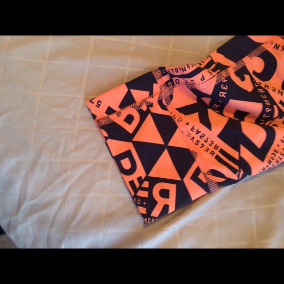 Pants - Picture 4 of 4