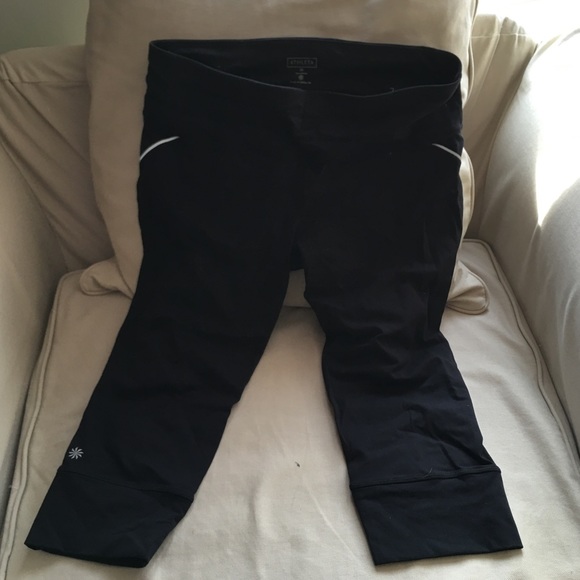 Athleta Relay Capri. Size 1x.