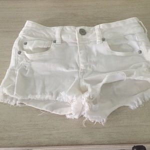 White American eagle shorts