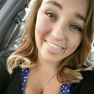 Meet your Posher, Cortney