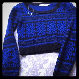 Cotton Emporium cropped sweater NWOT, runs small!