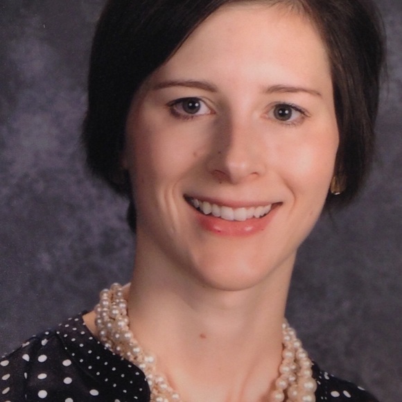 Meet your Posher, Julia - Picture 1 of 1