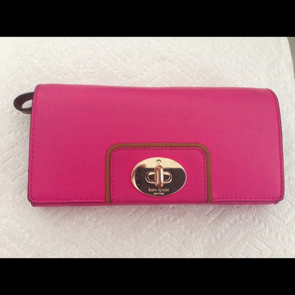 Kate spade wallet.