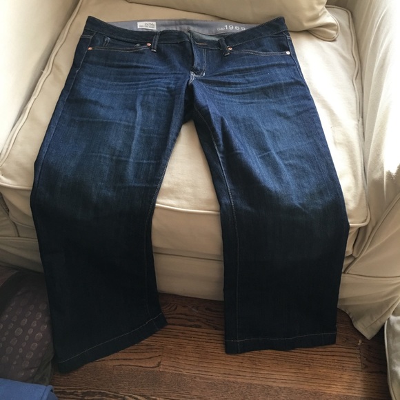 Gap long and leAn jeans. Sz 32/14A.