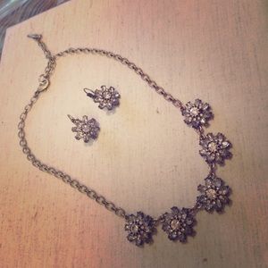 Mirabelle petite collar necklace & drop earrings.