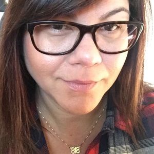 Meet your Posher, Lina