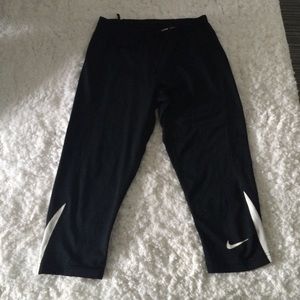 Nike Dri-Fit Capri Leggings