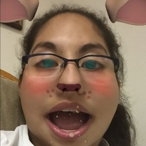 Meet your Posher, Elyssia