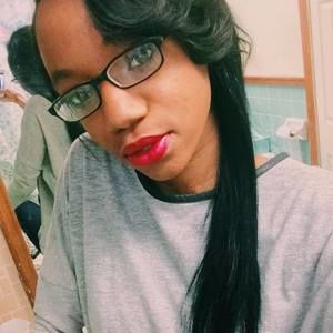 Meet your Posher, Crystal