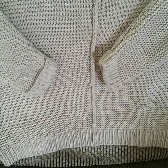 Sweater - Picture 3 of 4