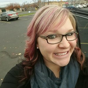 Meet your Posher, Amanda