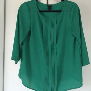 Ann Taylor size medium green 3/4 sleeve blouse