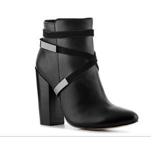 Calvin Klein Ariana booties