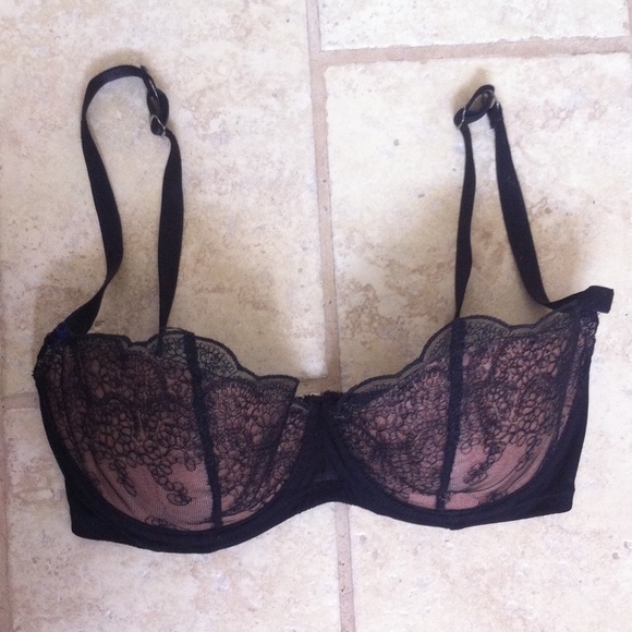 Elle Macpherson low cut bra 32C