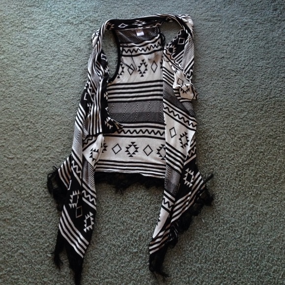 Boutique Sweaters - NEW! Aztec vest with fringe. Never worn. Sz S/M.
