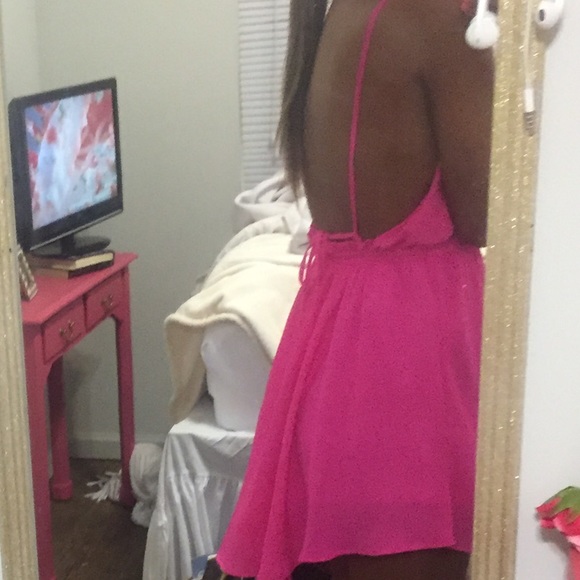 🔴SOLD🔴Bright pink gorgeous backless dress! - Picture 2 of 4