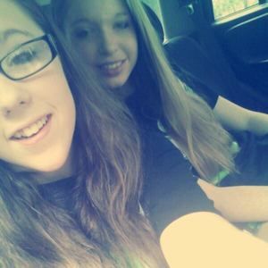 Meet your Posher, Alexis