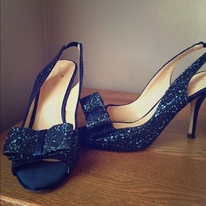 Kate Spade Navy blue "Charm" sling back heels
