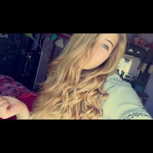 Meet your Posher, Adriana rose