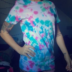S Tie-Dye Crew neck