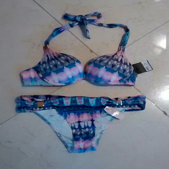 Two piece, new, Victoria's secret - Picture 1 of 4