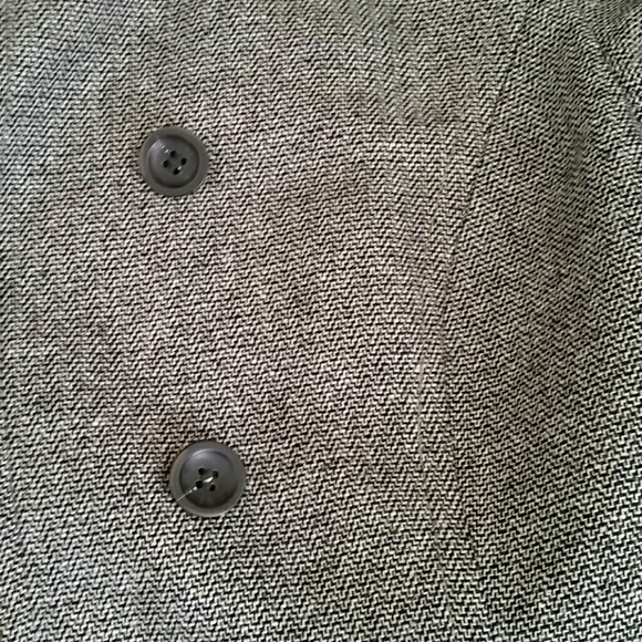 Sold - Picture 3 of 3