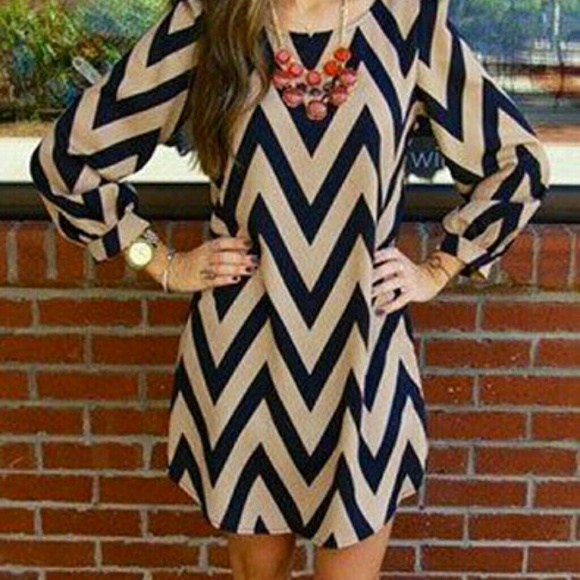 Trendy zigzag color block dress