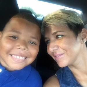 Meet your Posher, Elizabeth