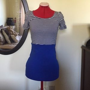 Moving sale: Blue H&M mini skirt.