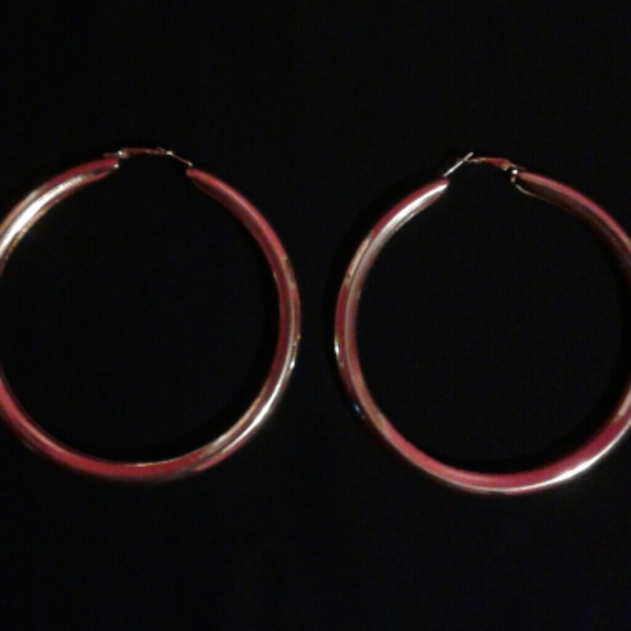 Hoops - Picture 2 of 2