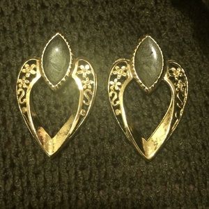 Gorgeous gray/green pierced earrings. Must bundle
