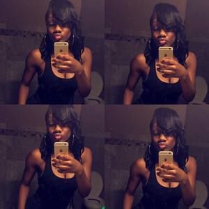 Meet your Posher, Tiffany