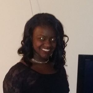 Meet your Posher, Charelle