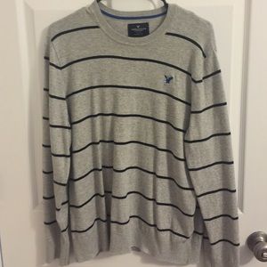 Men's American Eagle Classic Fit sweater!