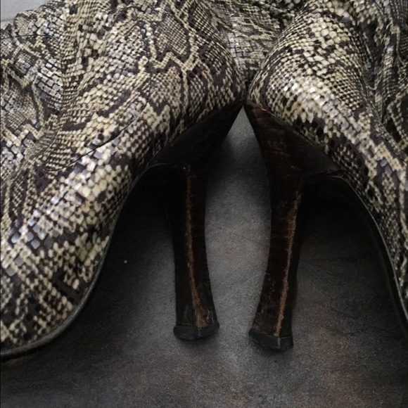 🎉🍾🎉🍾SOLD🎉🍾🎉🍾 - Picture 2 of 3