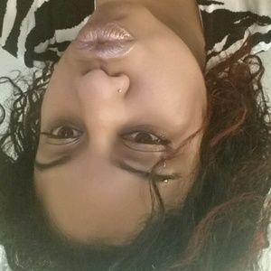 Meet your Posher, Erika