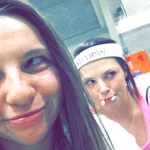 Meet your Posher, Adrienne