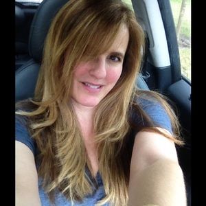 Meet your Posher, Elizabeth