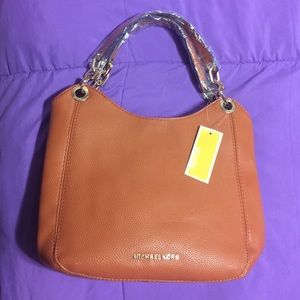 Michael Kors Jet Set Shoulder Bag