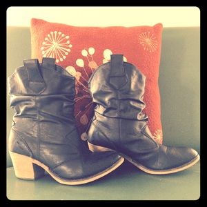 Charles Albert Short Western Boot