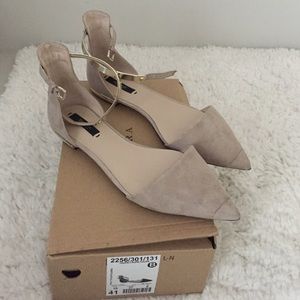Zara Taupe Suede Flat 9.5