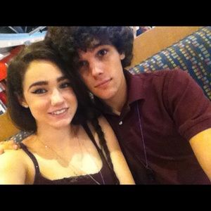 Meet your Posher, Nicholas