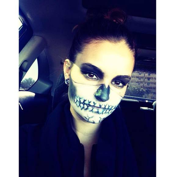 Meet your Posher, Holly